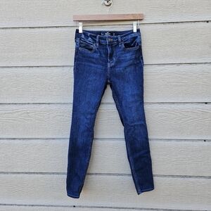 Hollister midrise super skinny dark wash jeans 1S short W25 L26